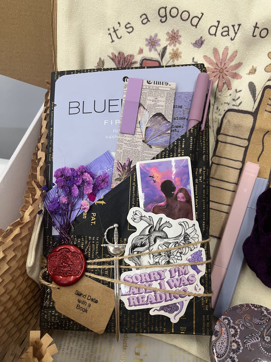 Bookish Gift Box - A blind date with a book & Self care Goodies